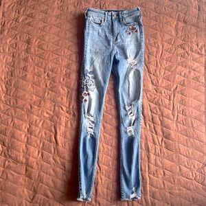 Flower embroidery Hollister jeans